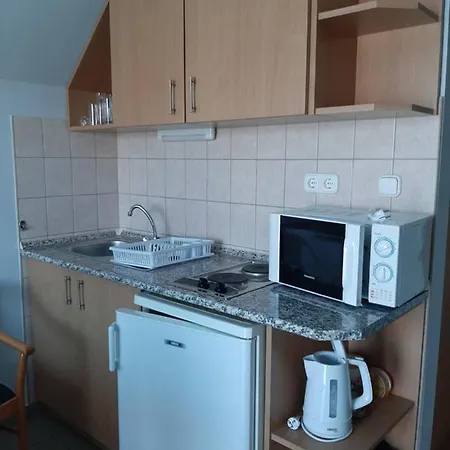 Edit Apartman * Héviz